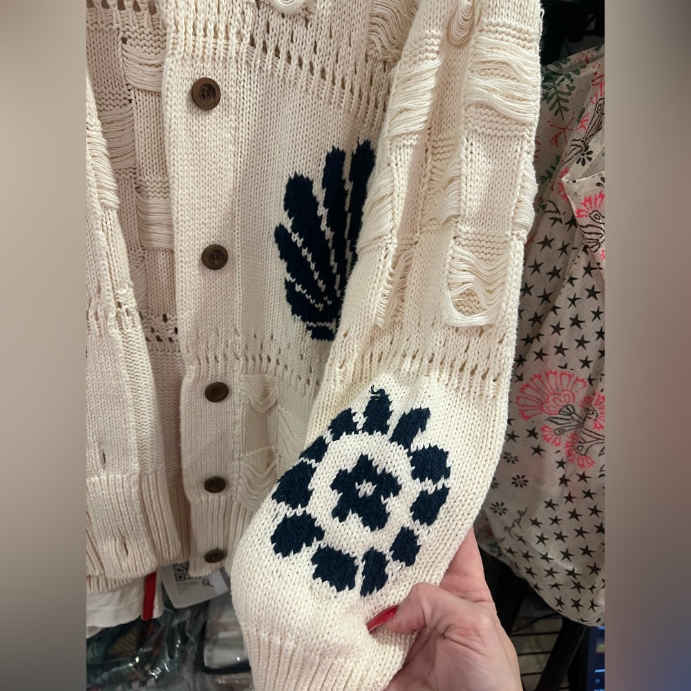 BDG Martha Beach Cardigan, SMALL NWT - Picture 5 of 7